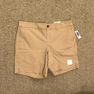 Old Navy 7” Khaki Shorts